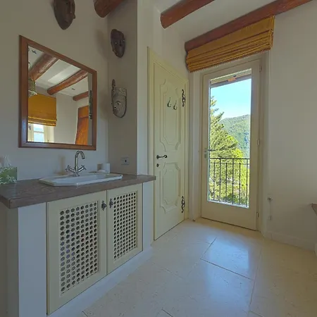 Villa Risveglio By Myvillacollection *